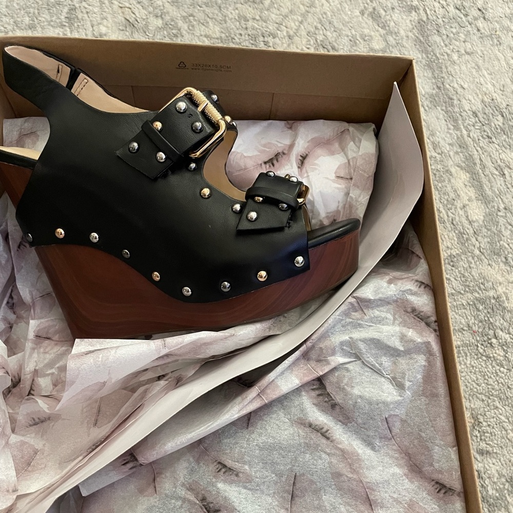 Jessica Simpson open toe wedge sandals